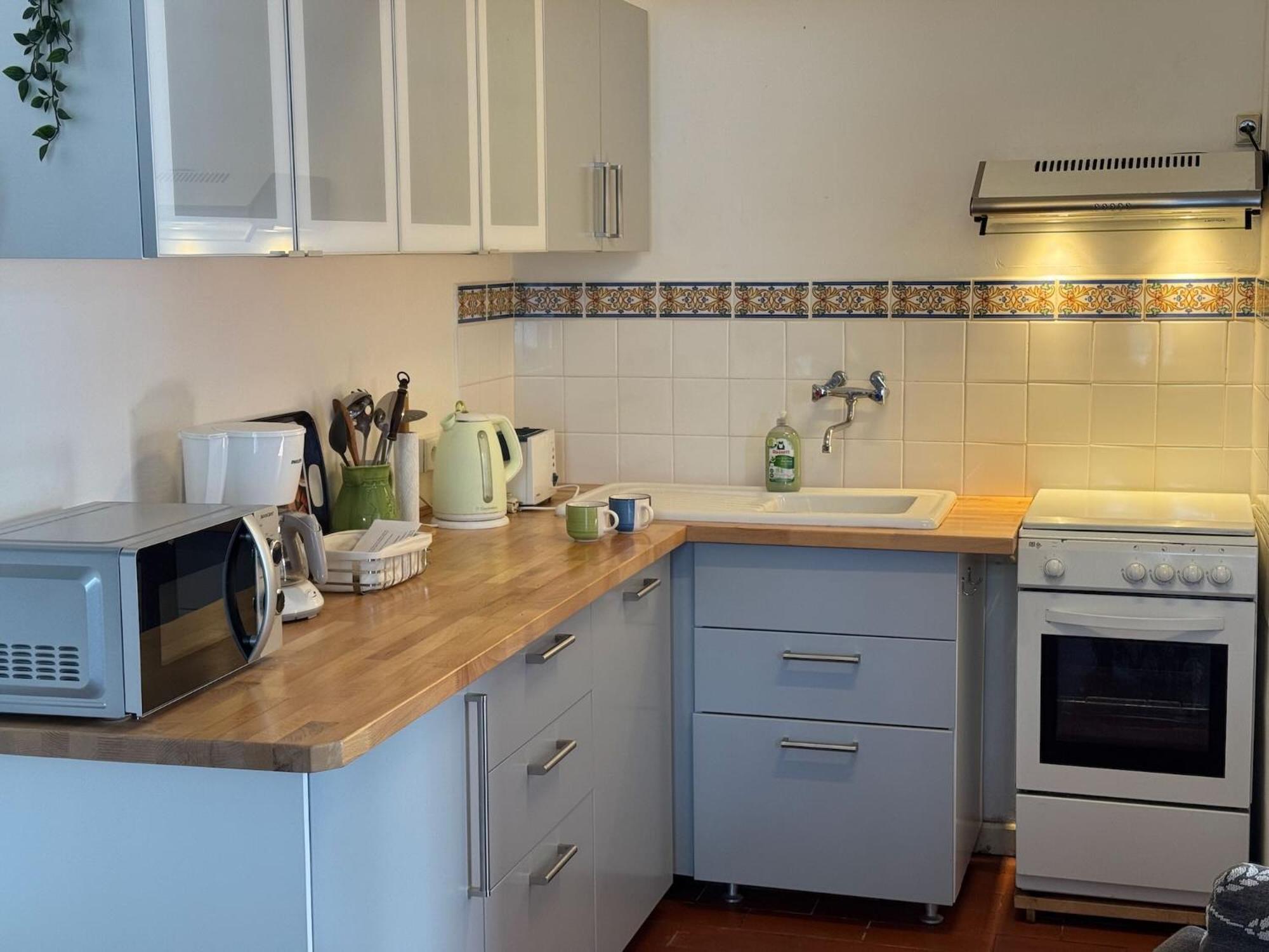 Maison De L'Amitie Homps Омс Екстериор снимка
