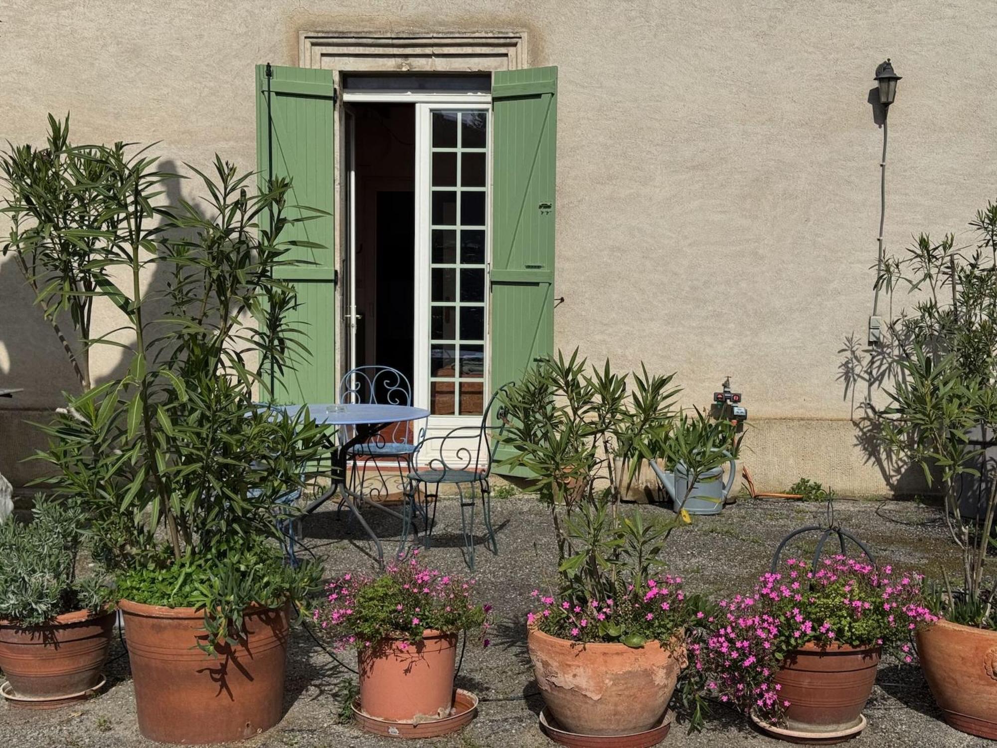 Maison De L'Amitie Homps Омс Екстериор снимка